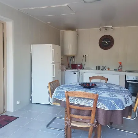 Prázdninový dům Charmante Maisonnette 2 Personnes Avec Wifi Surgères